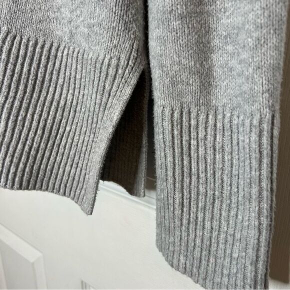 Gap Grey Split Side Hem Button Up Boxy Cardigan - Picture 7 of 7